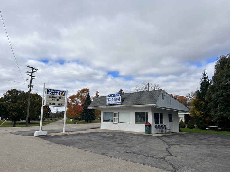 Tasty Treat - Oct 22 2023 (newer photo)